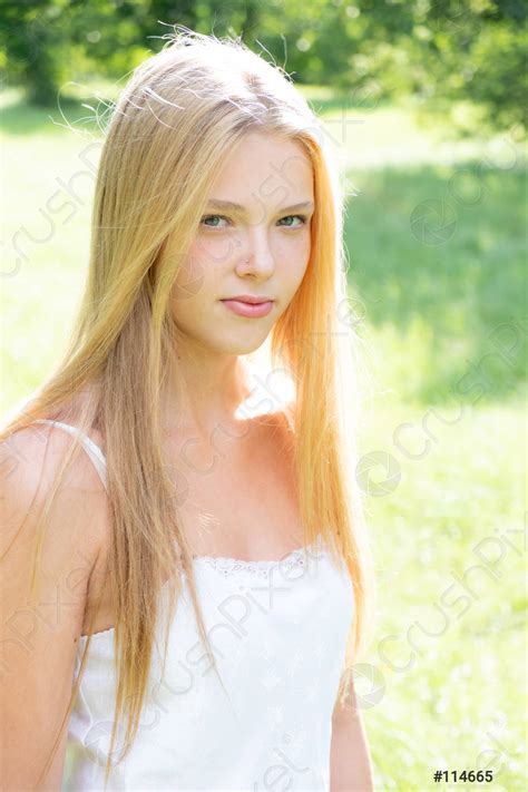 365,886 results for beautiful blonde teen in all